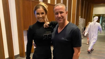 Se alege praful de el Anamaria Prodan și Laurențiu Reghecampf sunt în continuare în război