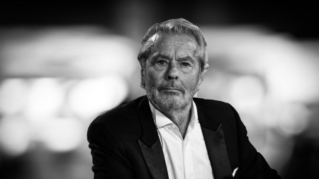 Cum va fi împărțită averea lui Alain Delon. Cea mai mare dorință pe care a avut-o privind înmormântarea sa